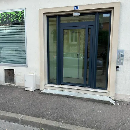 Apartment Appart- Yschool Troyes